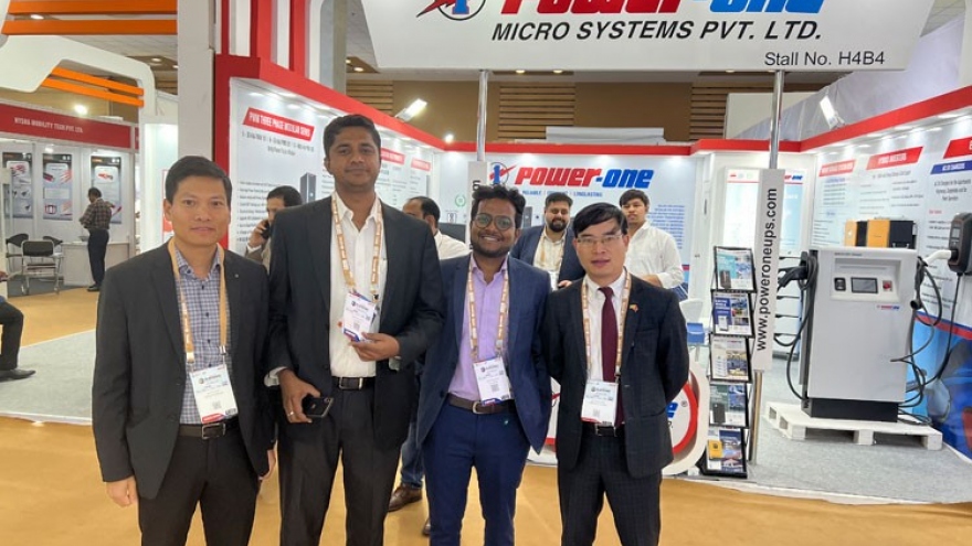 Vietnam attends Electrical and Electronic Industry Fair in India