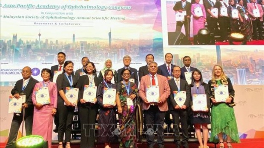 Doctor honoured for contributions to blindness prevention in Asia-Pacific
