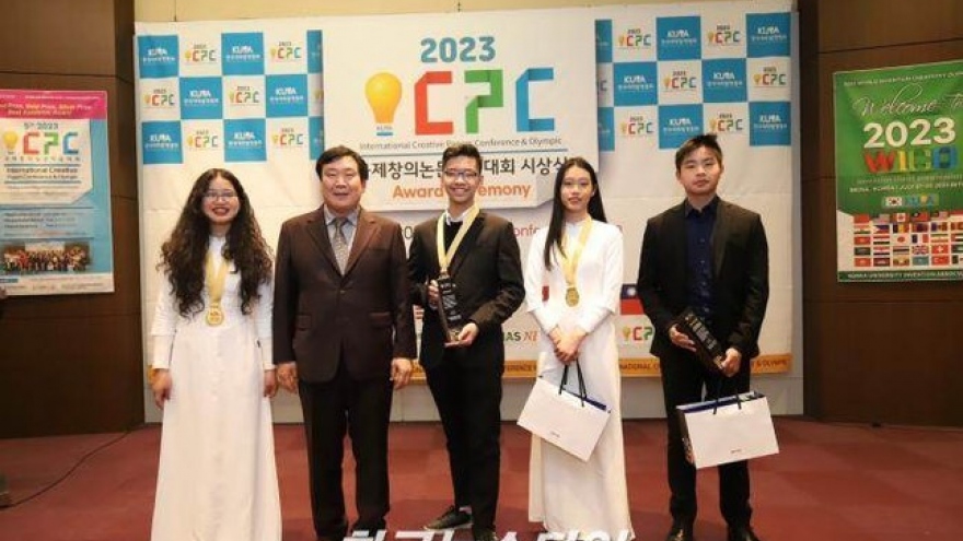 Local students win gold at Int’l Creative Papers Conference & Olympic