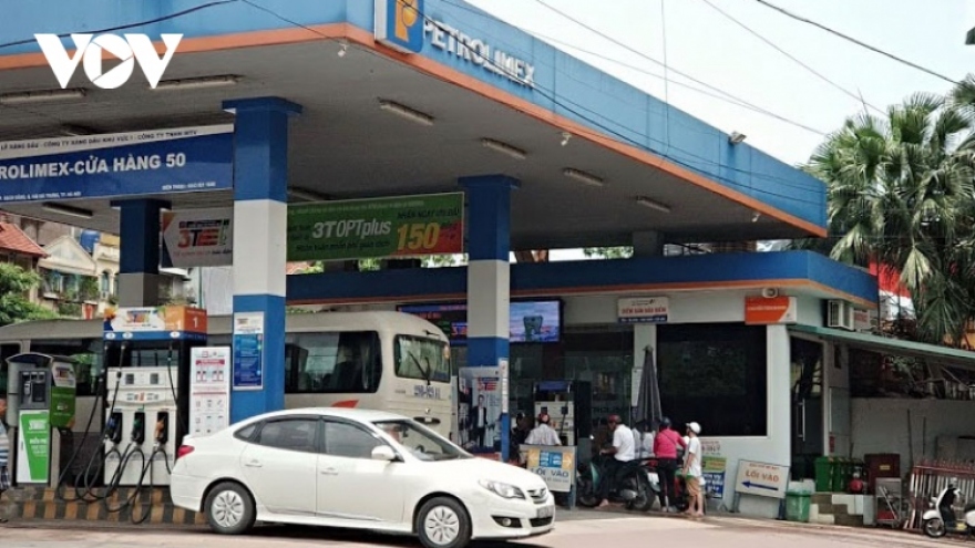 Petrol prices continue to drop in latest adjustment