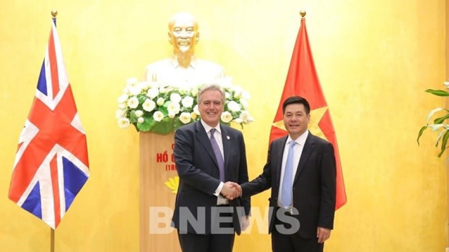 Vietnam, UK promote trade, green technology cooperation