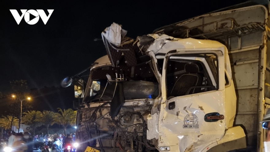 13 left injured after truck crashes into coach