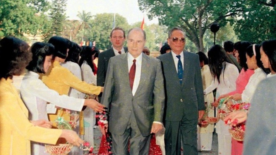 French Ambassador looks back 50 years of Vietnam-France diplomatic ties