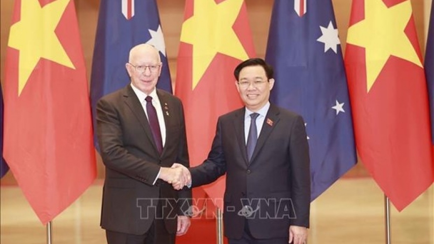 NA Chairman meets with Australian Governor-General