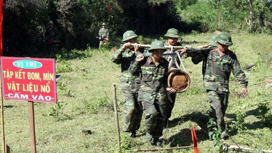 Quang Tri mobilising resources to tackle bomb/mine pollution