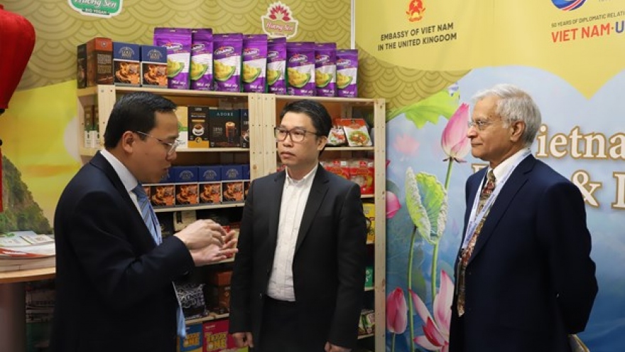 Vietnamese firms showcase products at largest food & drink expo in UK