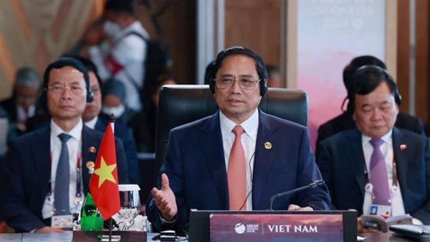 PM emphasises core factors of ASEAN at 42nd summit