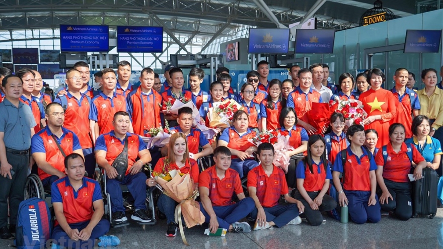 163 Vietnamese athletes depart for ASEAN Para Games 12