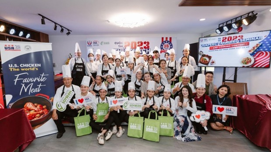 Cooking contest with US chicken held in HCM City