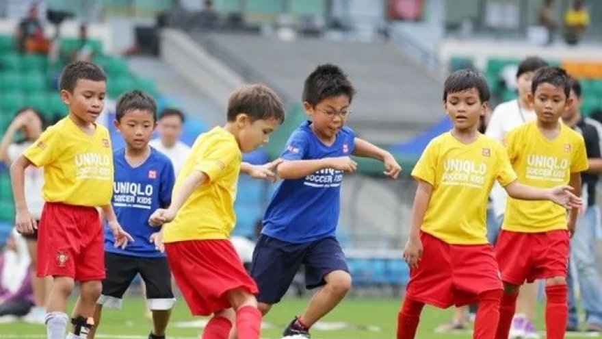 120 Vietnamese, Japanese children to join JFA Uniqlo Soccer Kids
