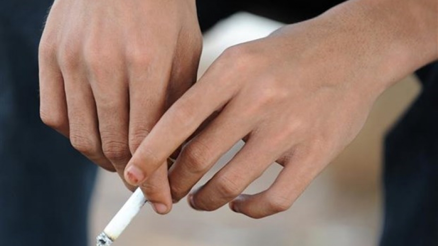 Symposium urges youths to quit smoking