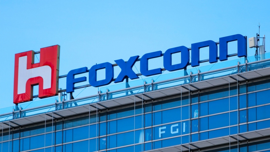 Foxconn injects nearly US$250 million into Quang Ninh province