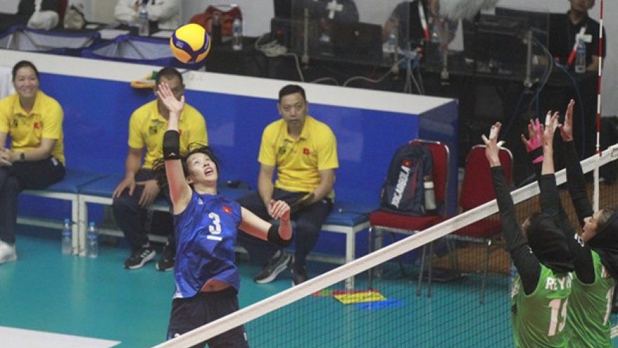 Vietnamese women volleyballers advance to AVC Challenge Cup’s semifinals