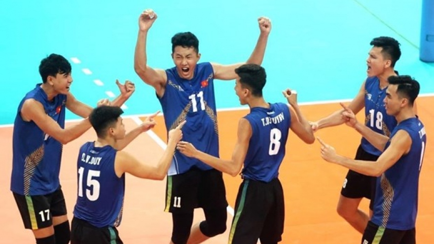 Vietnamese male volleyballers advance to AVC Challenge Cup semifinals