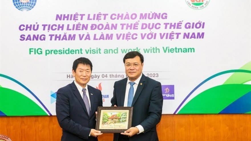 Int’l Federation of Gymnastics to help Vietnamese gymnasts reach new height