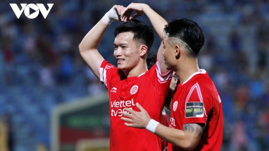 Hoang Duc named as the most valuable footballer in V.League 1 2023