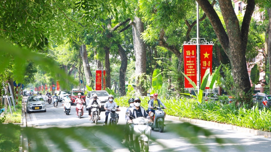Hanoi streets colourful ahead of celebrations for National Day