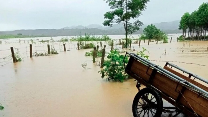 Heavy rain floods parts of central Vietnam, tropical depression dissipates