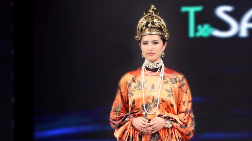 Local designer introduces Vietnamese heritage at London Fashion Week