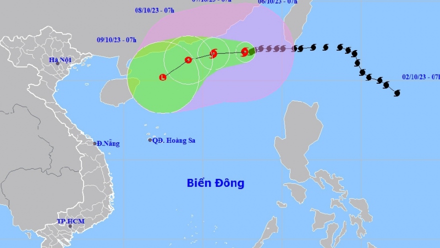 Typhoon Koinu continues to strengthen when moving to East Sea
