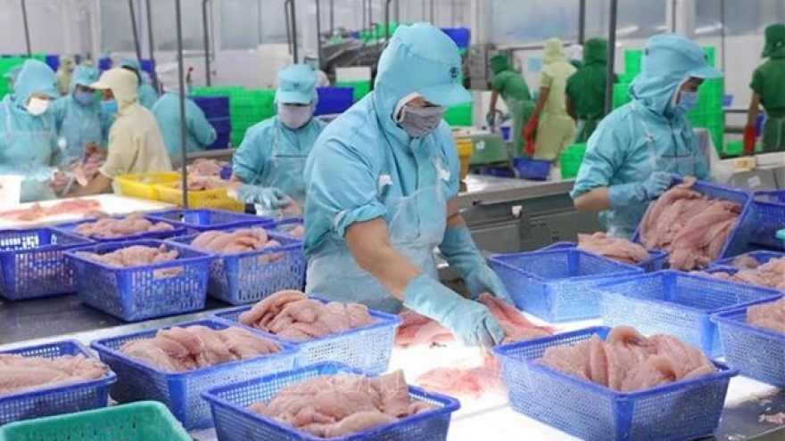 Seafood exports bustle again in year-end period