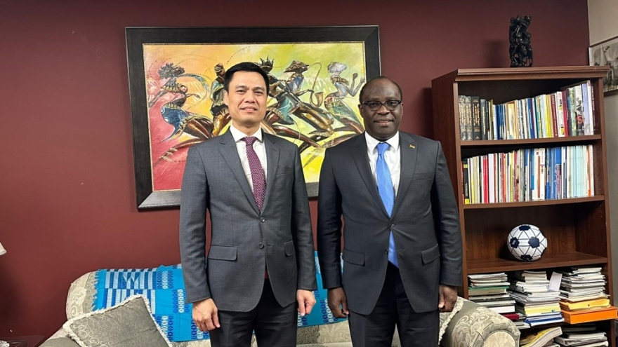 Ghana, Vietnam share prospects for promoting bilateral ties