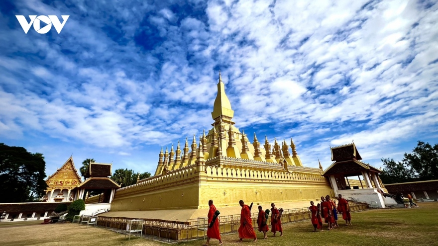 Vietnamese FAM trip delegation survey Laos tourism