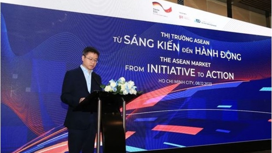 Seminar discusses new opportunities from FTAs in ASEAN region