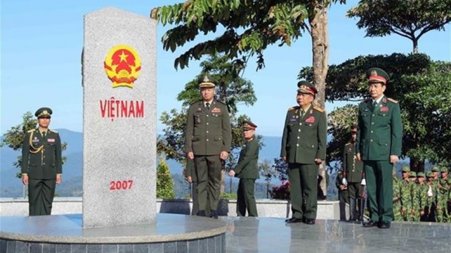 First Vietnam-Laos-Cambodia border defence friendship exchange takes place