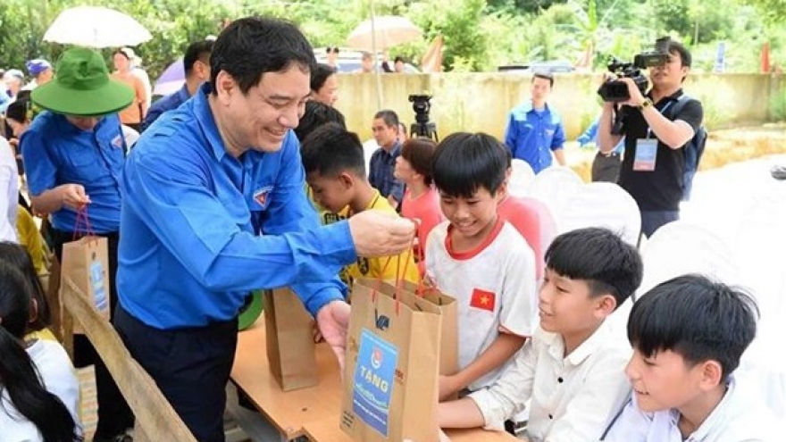 Deputy PM asks for positive changes in children-related affairs in 2024