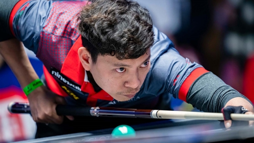Hoang waves the flag for Vietnam's billiards