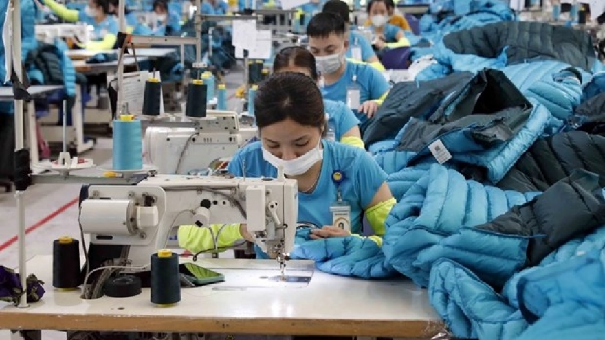 Garment sector eyes US$44 billion in export this year