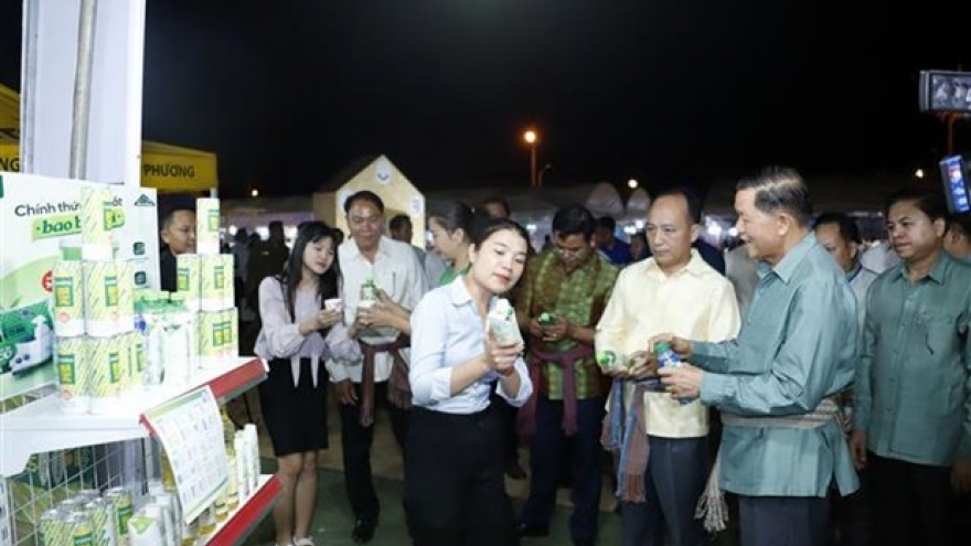 CLV Development Triangle exhibition kicks off in Laos