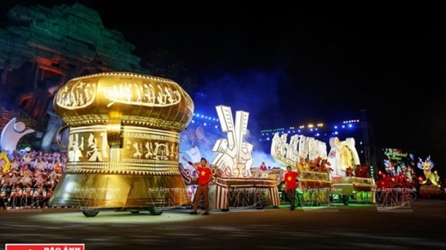 Vietnam develops festival tourism