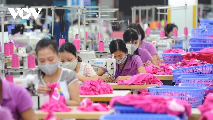 Vietnam racks up trade surplus of US$6.2 billion by mid-March