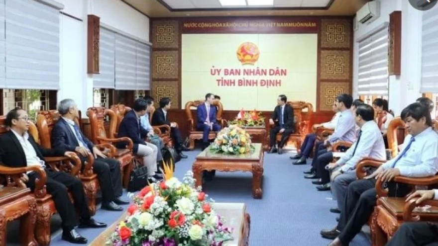 Thai billionaire keen to open gold from trash processing factory in Binh Dinh