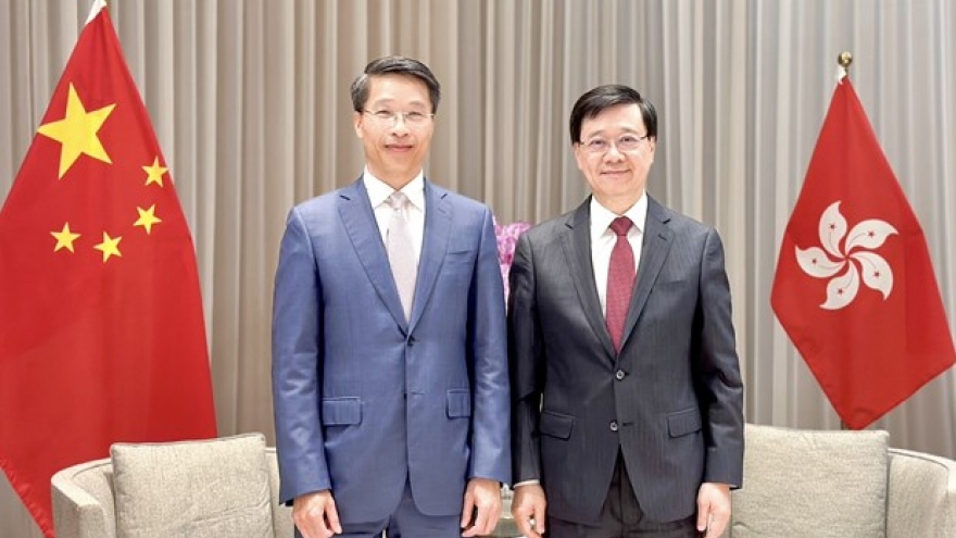 Vietnam, China’s Hong Kong promote relations
