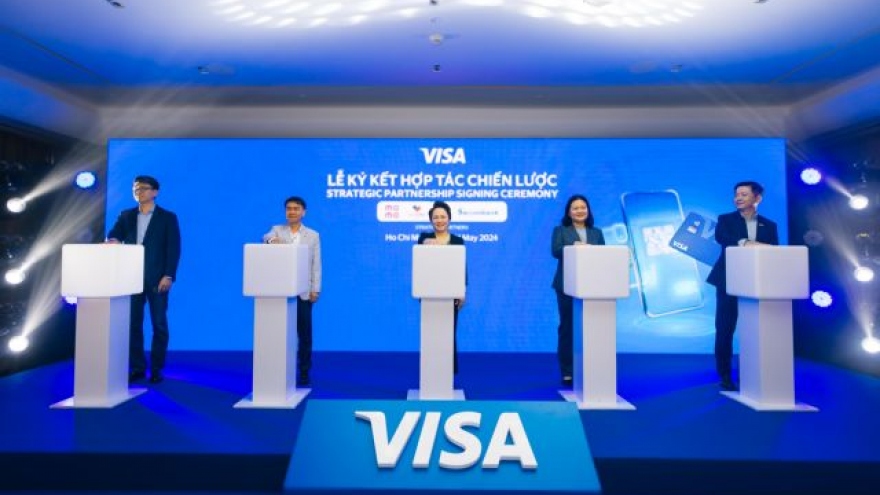 Visa partners with e-wallets in Vietnam