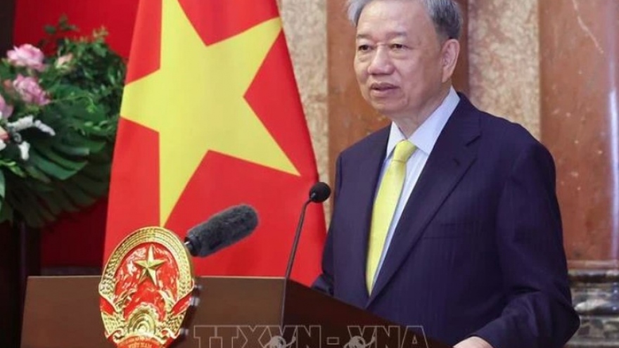 World leaders congratulate Vietnamese President, NA Chairman