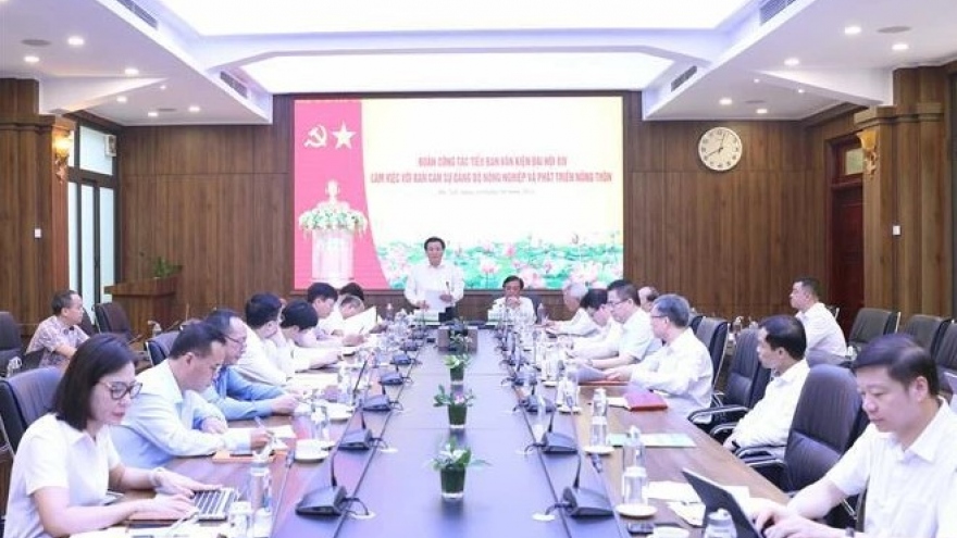 Party official urges greater efforts to develop agricultural sector