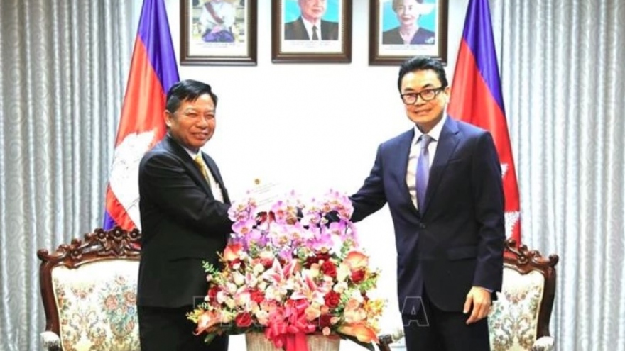 Vietnam, Cambodia tighten friendship, solidarity