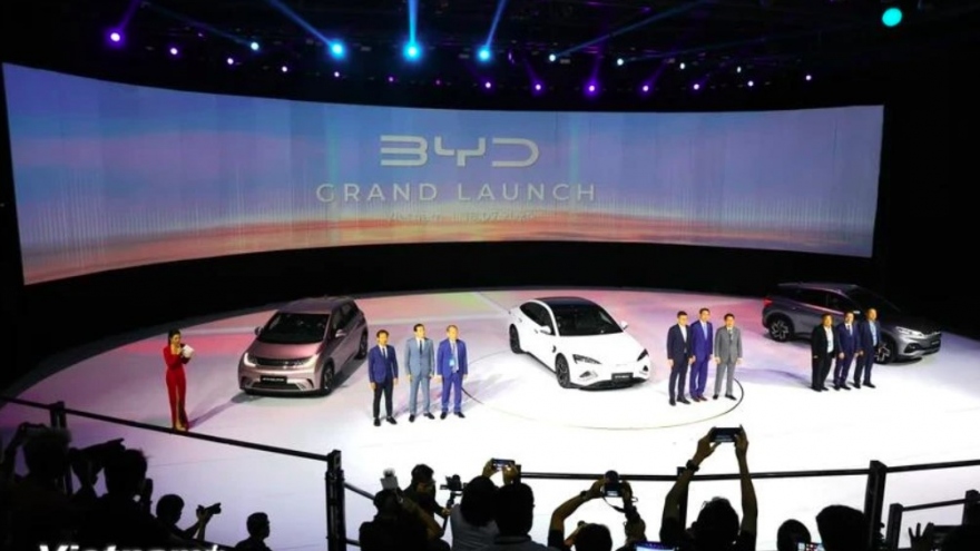 Chinese EV maker introduces brand in Vietnam