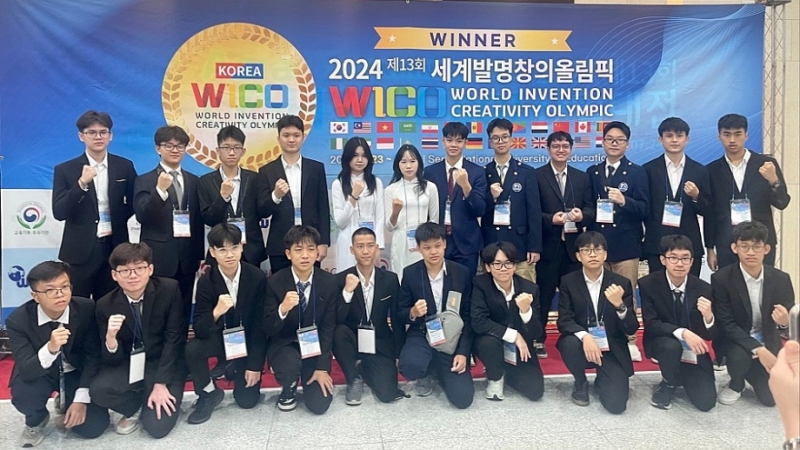 Vietnamese students win gold at World Invention Creativity Olympiad