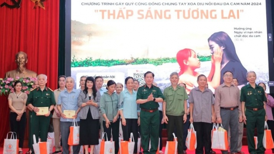 Programme launched to support Vietnamese AO victims