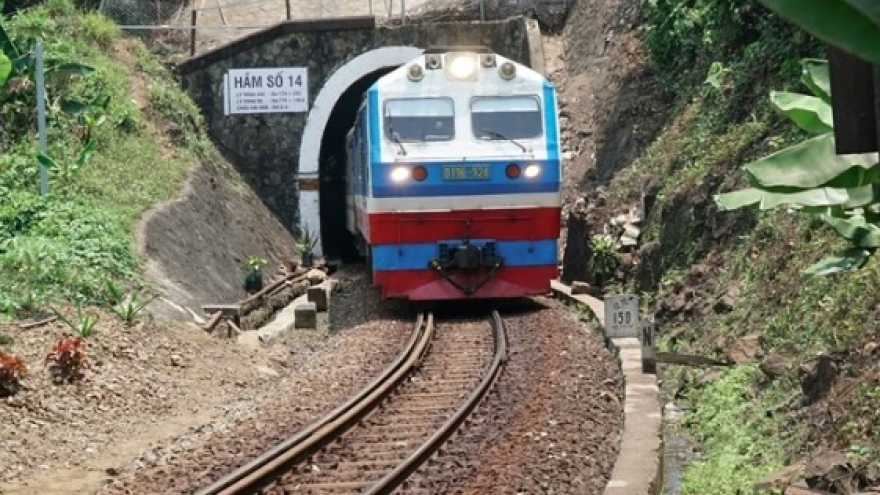 Council set up to review railway lines, plans in Hanoi