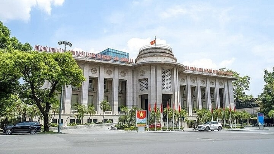 VNese, Lao central banks discuss cooperation in using local currencies in trade