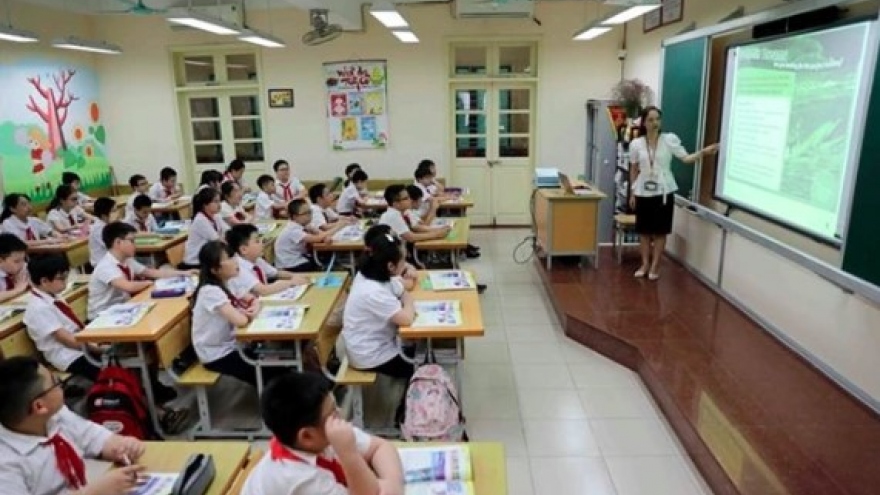 Gradually making English second language in schools: Politburo