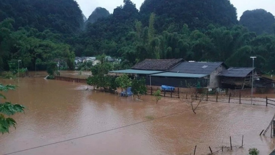 PM instructs proactive response to floods, landslides in northern region