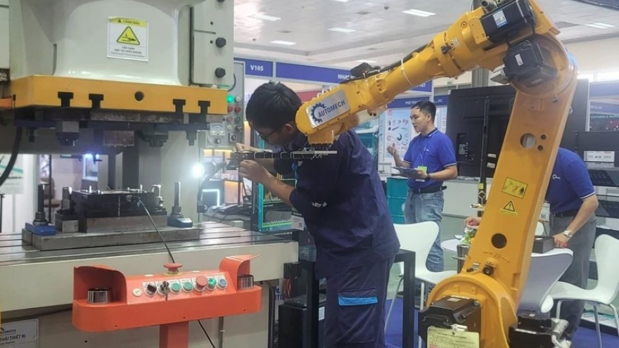 Many foreign firms engage in 2024 Hanoi Supporting Industry Fair