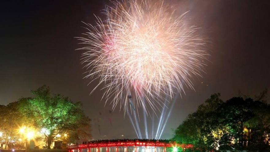 Hanoi cancels fireworks to concentrate on typhoon relief